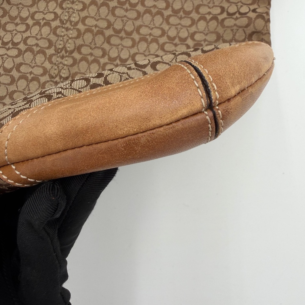 Coach Soho Signature Jacquard & Leather Hobo Shoulder/Crossbody. Style 6386 - Picture 5 of 16
